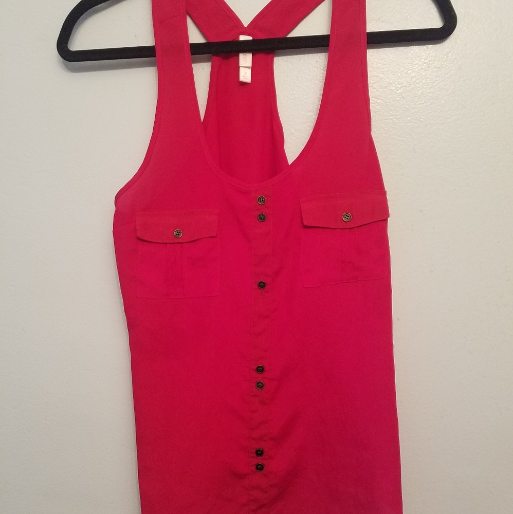 Red tank